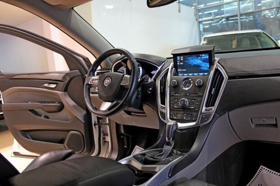 Cadillac SRX, 3.0 л, АТ, 2011 фото 7