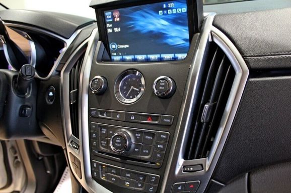 Cadillac SRX, 3.0 л, АТ, 2011 фото 2