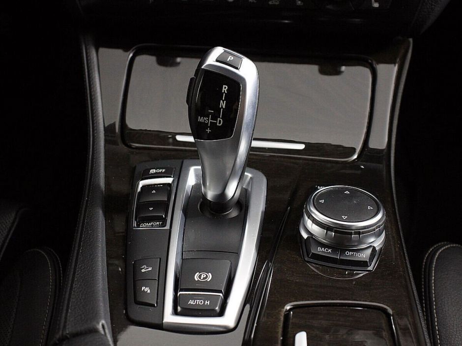 BMW 5 серии, 2.0 л, АТ, 2015 фото 2