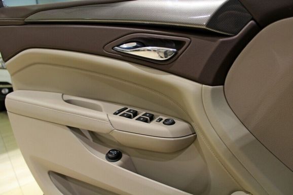 Cadillac SRX, 3.0 л, АТ, 2011 фото 8