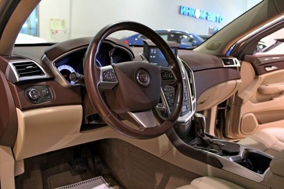 Cadillac SRX, 3.0 л, АТ, 2011 фото 9