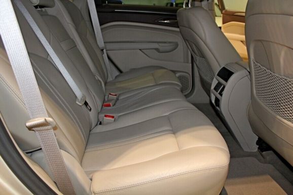 Cadillac SRX, 3.0 л, АТ, 2011 фото 1