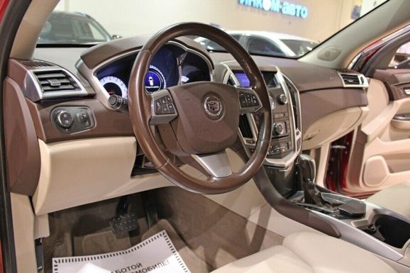 Cadillac SRX, 3.0 л, АТ, 2011 фото 12