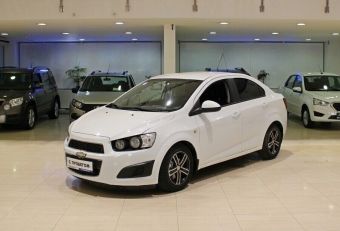 Chevrolet Aveo, 1.6 л, МКПП, 2014 фото 3