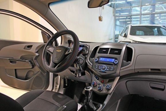 Chevrolet Aveo, 1.6 л, МТ, 2014 фото 7