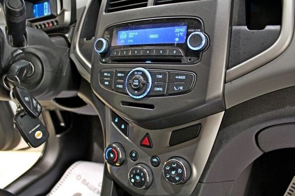Chevrolet Aveo, 1.6 л, МТ, 2014 фото 2