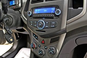 Chevrolet Aveo, 1.6 л, МКПП, 2014 фото 2