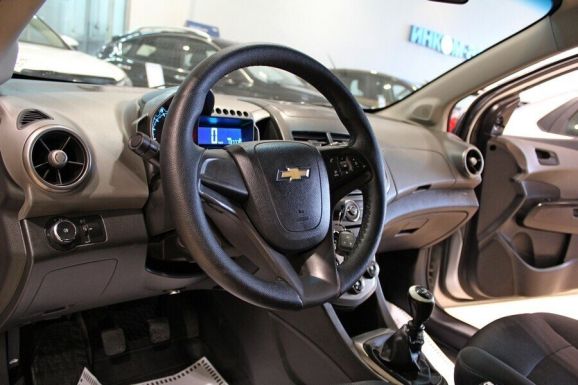 Chevrolet Aveo, 1.6 л, МТ, 2015 фото 2