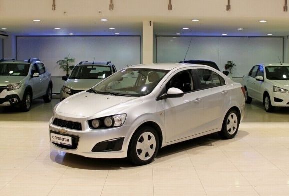 Chevrolet Aveo, 1.6 л, АТ, 2013 фото 3