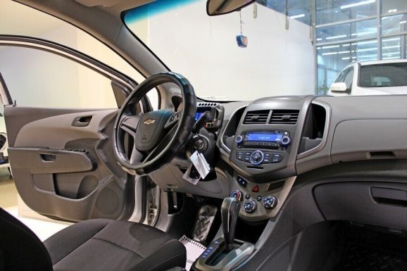 Chevrolet Aveo, 1.6 л, АТ, 2013 фото 7