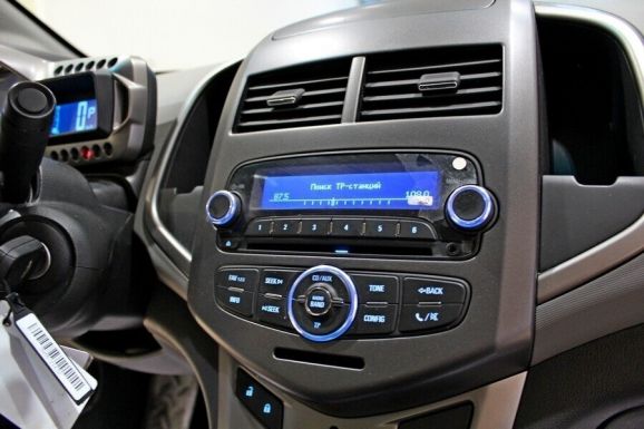 Chevrolet Aveo, 1.6 л, АТ, 2013 фото 2