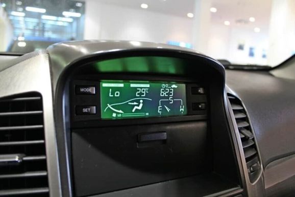 Chevrolet Captiva, 2.4 л, МТ, 2010 фото 1