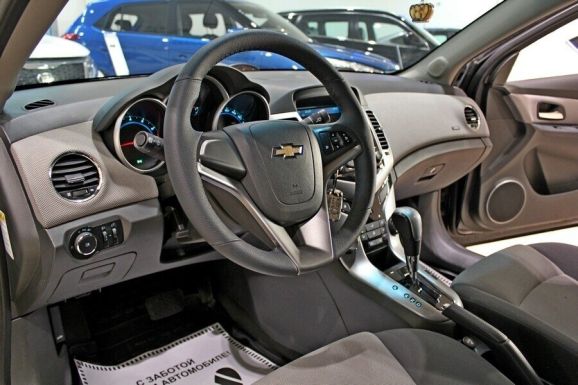 Chevrolet Cruze, 1.8 л, АТ, 2012 фото 2