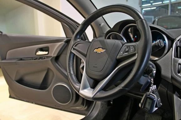 Chevrolet Cruze, 1.6 л, АТ, 2014 фото 2