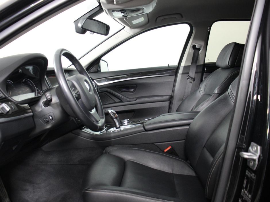 BMW 5 серии, 2.0 л, АТ, 2016 фото 5