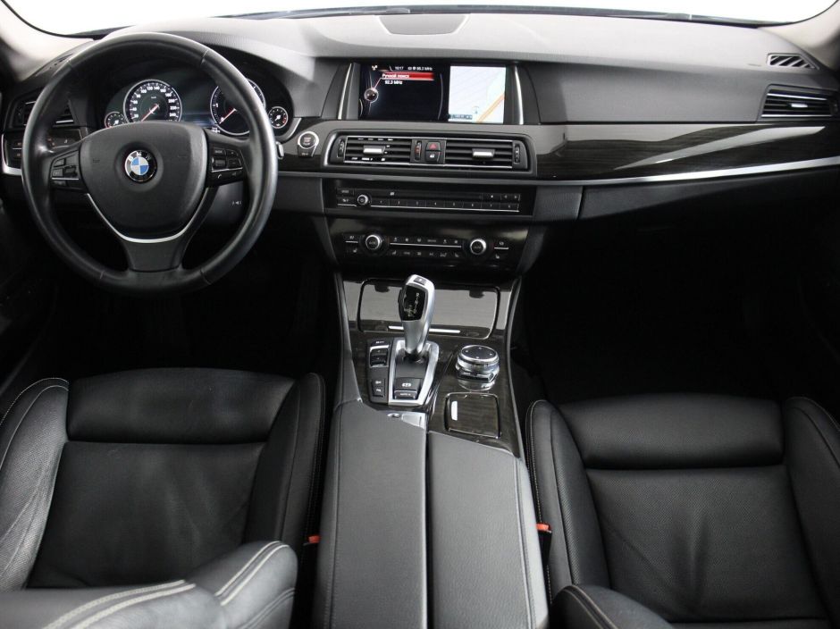 BMW 5 серии, 2.0 л, АТ, 2016 фото 8