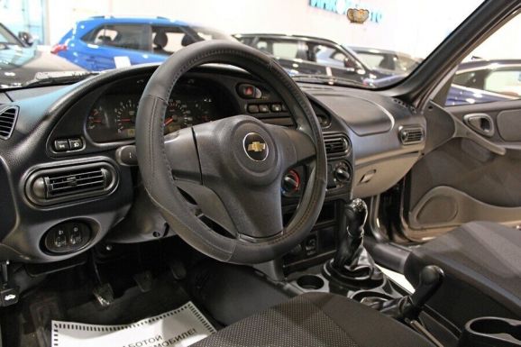 Chevrolet Niva, 1.7 л, МТ, 2018 фото 2