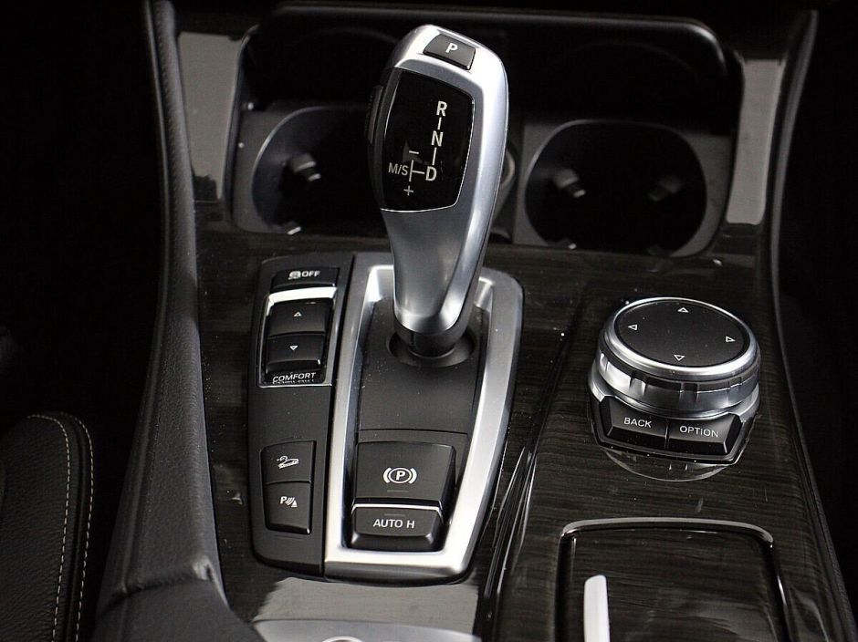 BMW 5 серии, 2.0 л, АТ, 2016 фото 2