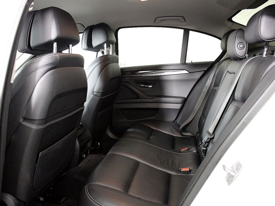 BMW 5 серии, 2.0 л, АТ, 2016 фото 1