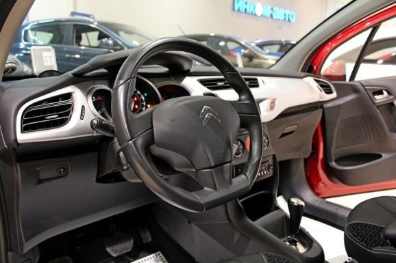 Citroen C3, 1.4 л, Робот, 2011 фото 2
