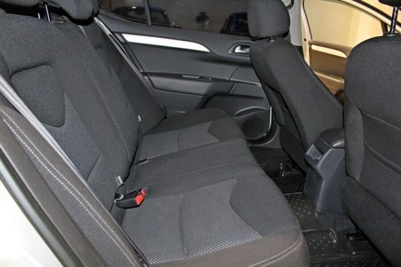 Citroen C4, 1.6 л, МТ, 2012 фото 8