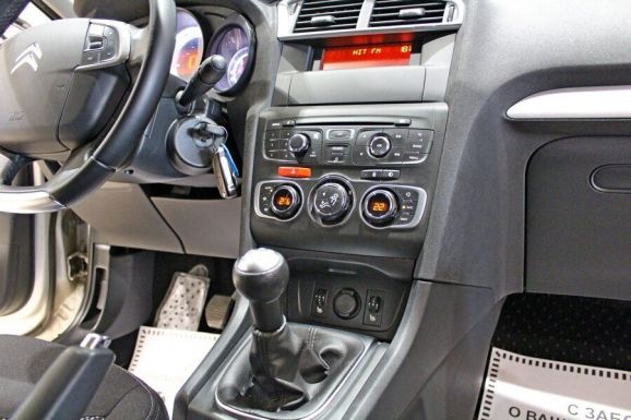 Citroen C4, 1.6 л, МТ, 2012 фото 9