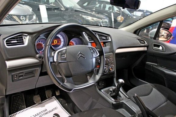 Citroen C4, 1.6 л, МТ, 2012 фото 2