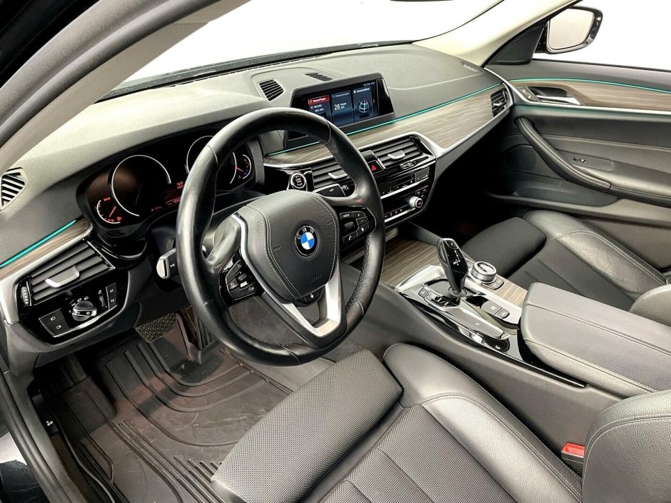 BMW 5 серии, 2.0 л, АТ, 2017 фото 7