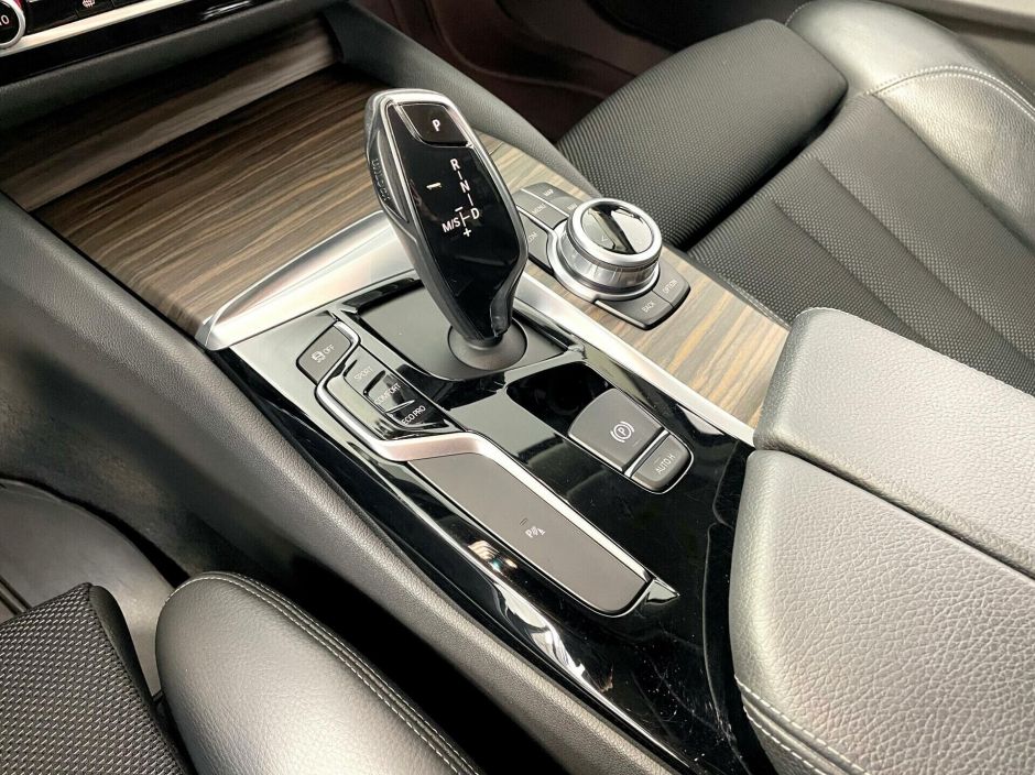 BMW 5 серии, 2.0 л, АТ, 2017 фото 2