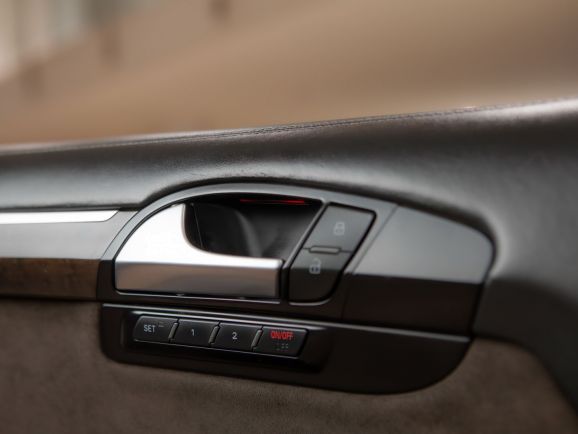 Audi Q7, АТ, 2012 фото 14