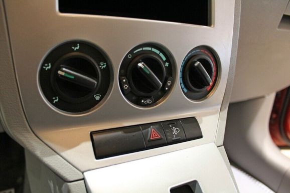 Dodge Caliber, 2.0 л, Вариатор, 2011 фото 1