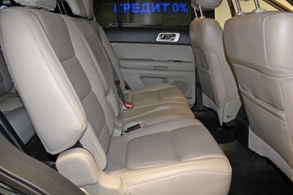 Ford Explorer, 3.5 л, АТ, 2014 фото 8
