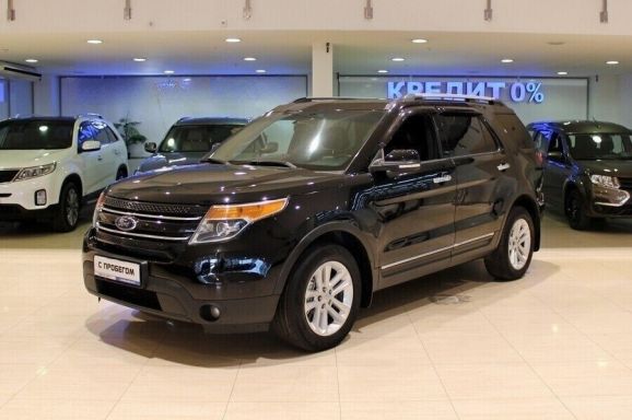Ford Explorer, 3.5 л, АТ, 2013 фото 3