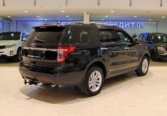 Ford Explorer, 3.5 л, АТ, 2013 фото 5