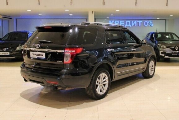 Ford Explorer, 3.5 л, АТ, 2013 фото 6