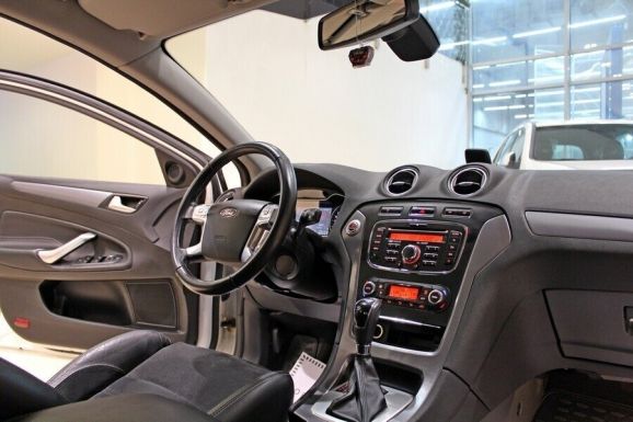 Ford Mondeo, 2.0 л, Робот, 2012 фото 7