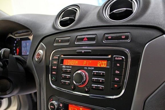 Ford Mondeo, 2.0 л, Робот, 2012 фото 10