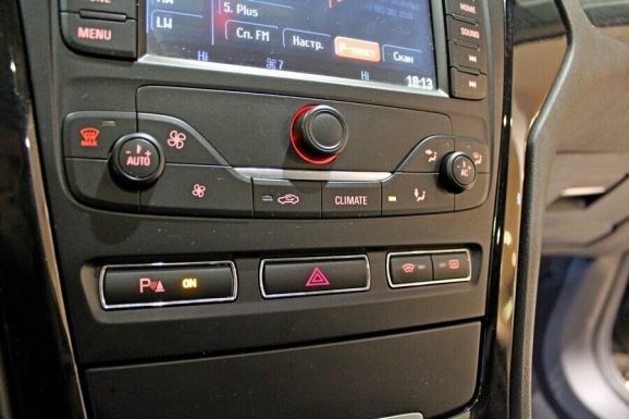 Ford Mondeo, 2.0 л, Робот, 2011 фото 12