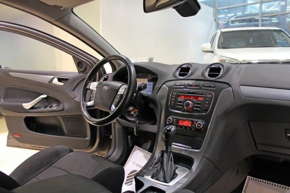 Ford Mondeo, 2.3 л, АТ, 2013 фото 7