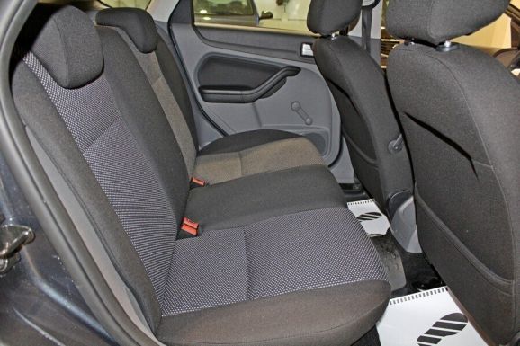 Ford Focus, 1.6 л, АТ, 2010 фото 8