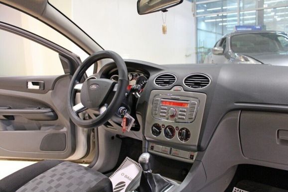 Ford Focus, 1.6 л, МТ, 2009 фото 7