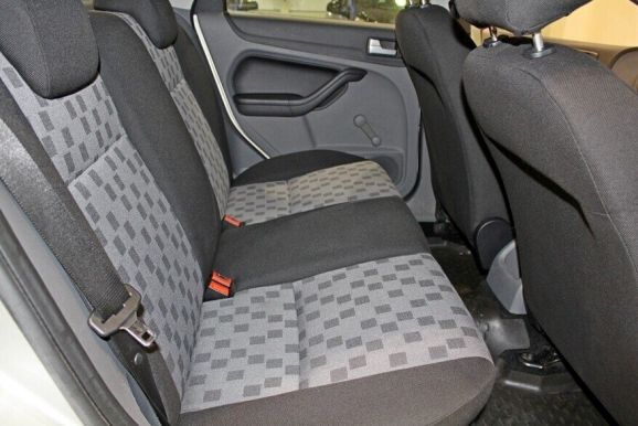 Ford Focus, 1.6 л, МТ, 2009 фото 1