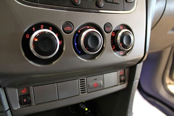 Ford Focus, 1.6 л, МТ, 2010 фото 1