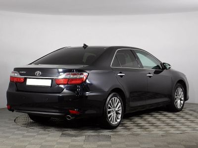 Toyota Camry, 2.5 л, АКПП, 2017 фото 4