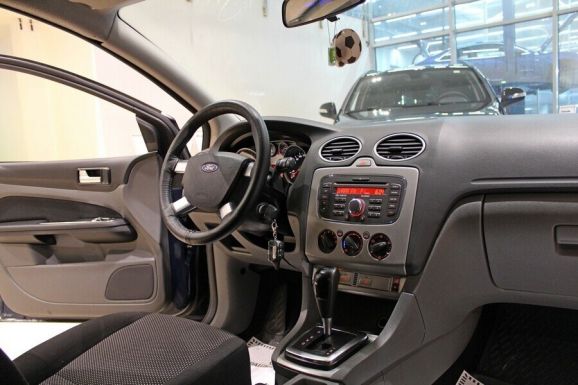 Ford Focus, 1.6 л, АТ, 2011 фото 7