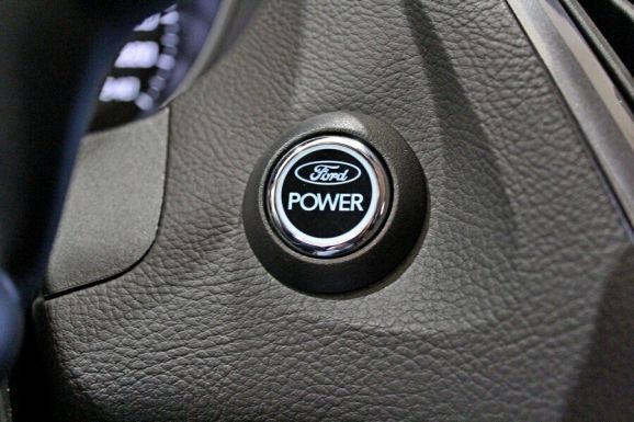 Ford Focus, 2.0 л, Робот, 2014 фото 9