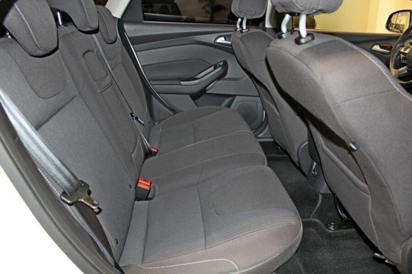 Ford Focus, 2.0 л, Робот, 2014 фото 1