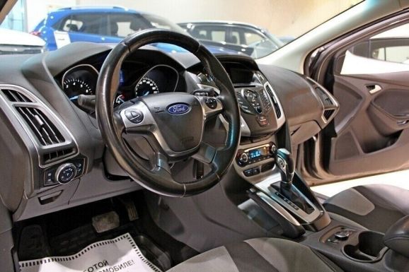 Ford Focus, 1.6 л, Робот, 2014 фото 2