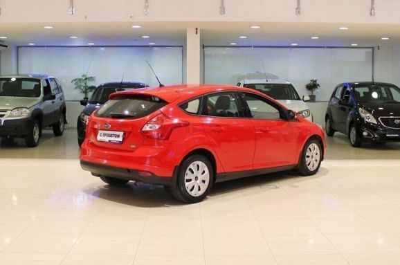 Ford Focus, 1.6 л, Робот, 2011 фото 6