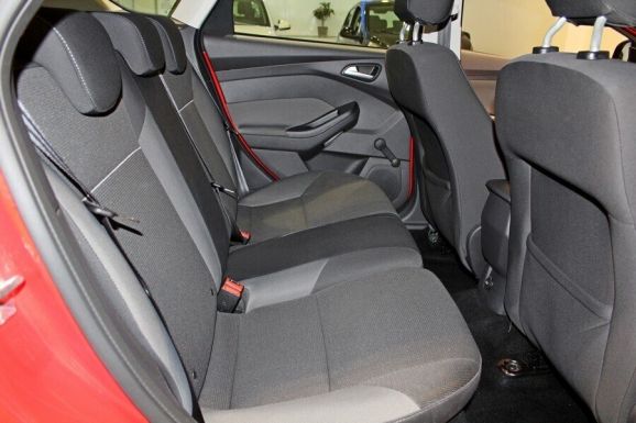 Ford Focus, 1.6 л, Робот, 2011 фото 8